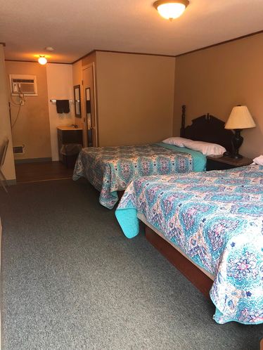 395 Canaan Rd, Skowhegan, ME 04976